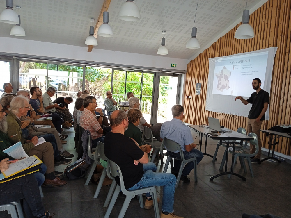 Hugo Pontalier expose les résultats de l'observatoire rapaces.